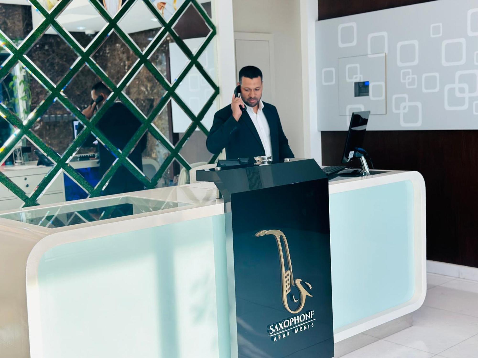 Saxophone Suites Muharraq Exterior foto